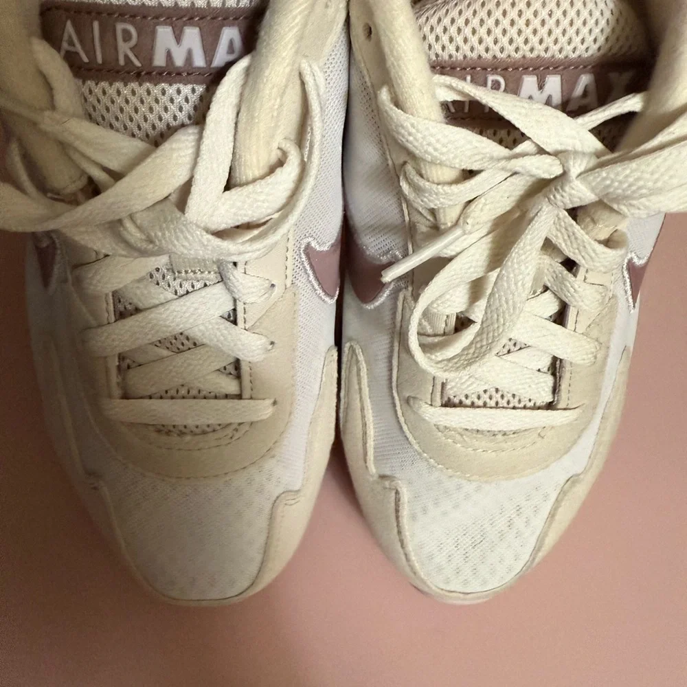 Nike Air Max Solo, Women’s‎ Sz. 10, Style FN0784-005 New Sneakers